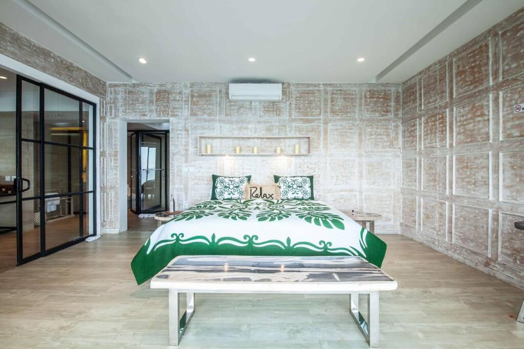 Nusa Dua Ocean View With Private Villa
