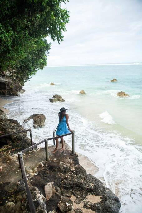 Nusa Dua Ocean View With Private Villa *